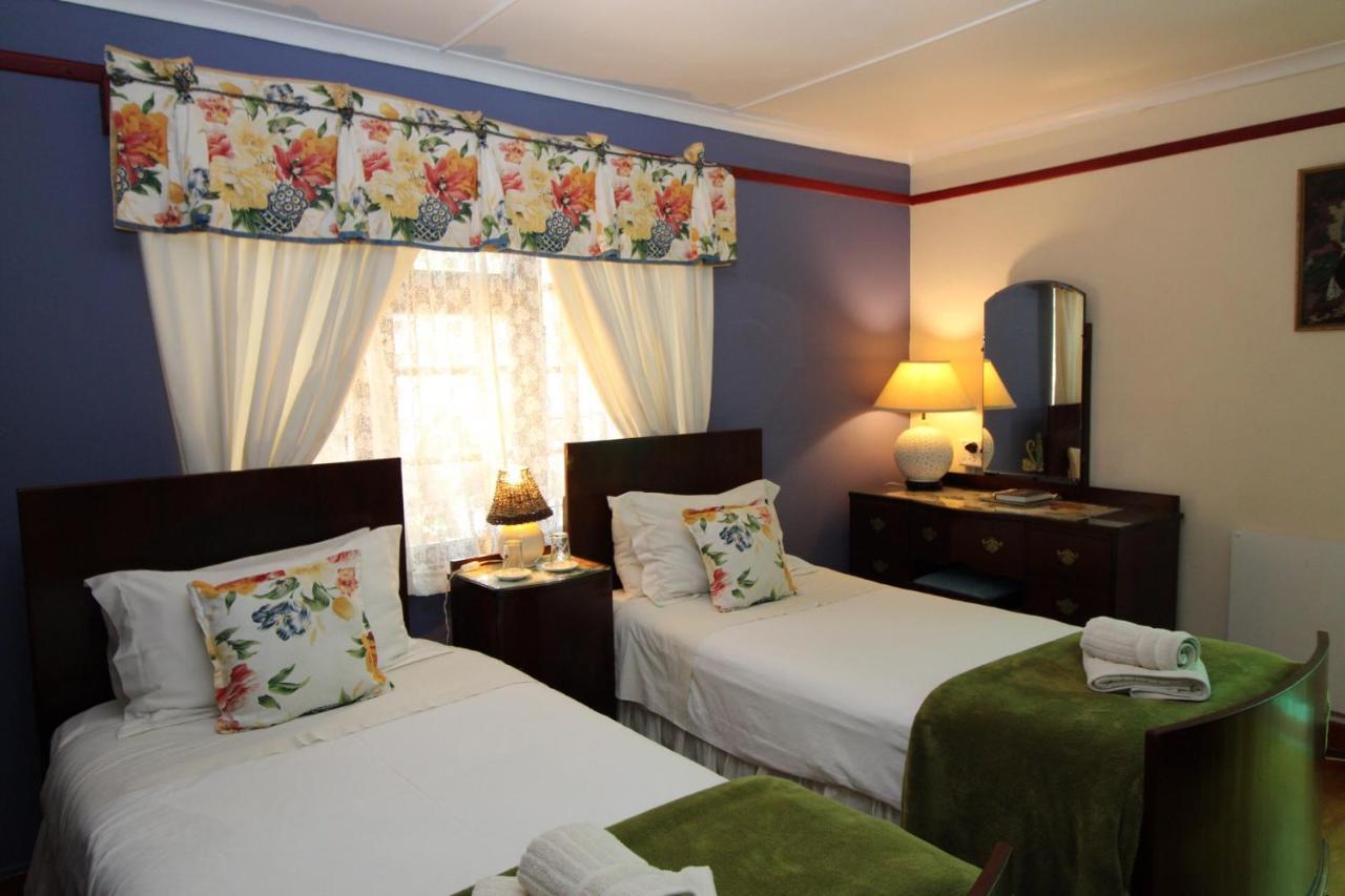Zoete Inval Hostel Hermanus Ngoại thất bức ảnh
